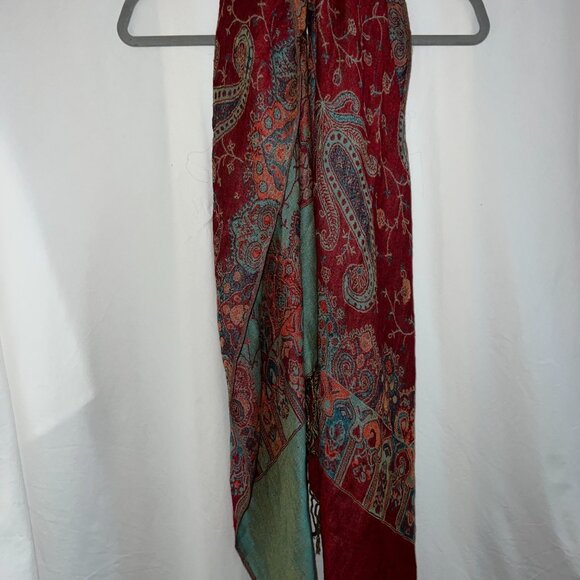 Colorful Scarf - Picture 2 of 3